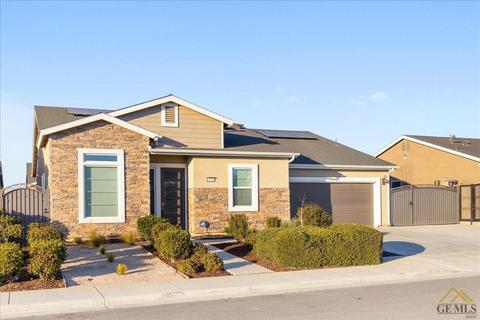 9308 Manor Forest Ln, Shafter, CA 93263 photo 2