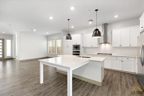 9308 Manor Forest Ln, Shafter, CA 93263 photo 12