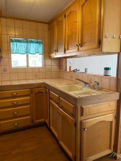 3601 Chester Ave #13, Bakersfield, CA 93301 photo 9