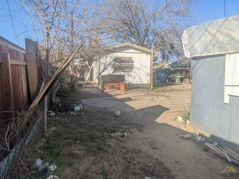 433 Wilson St, Arvin, CA 93203 photo 11
