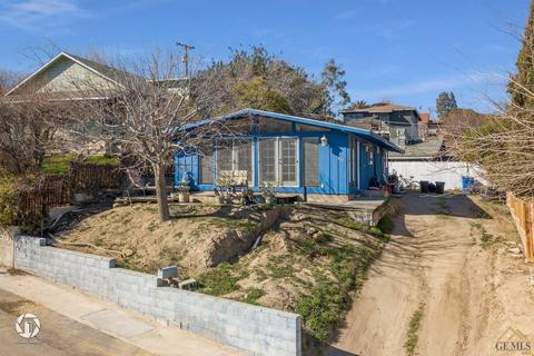 511 Harding Ave, Taft, CA 93268 photo 3