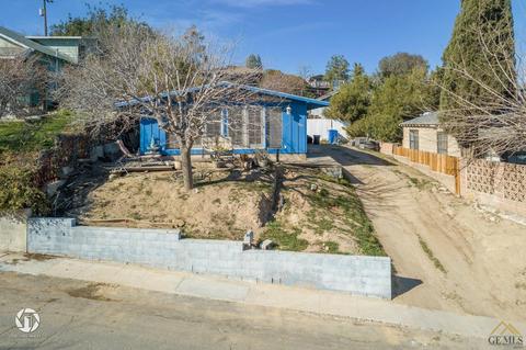 511 Harding Ave, Taft, CA 93268 photo 2