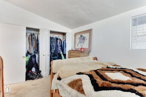 511 Harding Ave, Taft, CA 93268 photo 27
