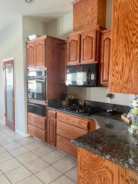 912 Philippine St, Taft, CA 93268 photo 21