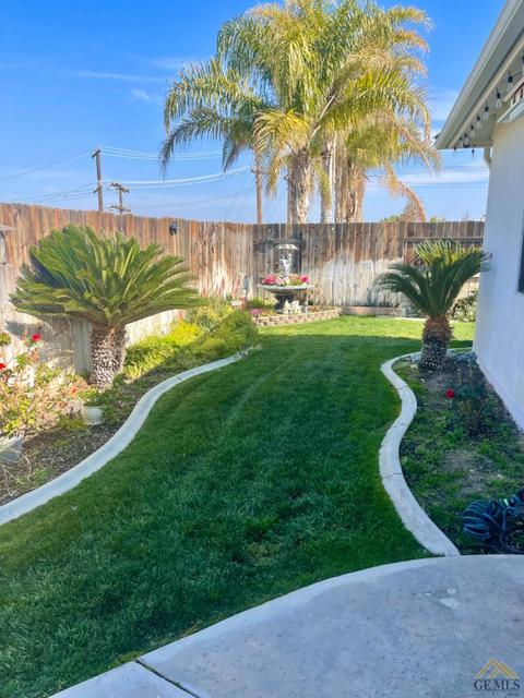 912 Philippine St, Taft, CA 93268 photo 5
