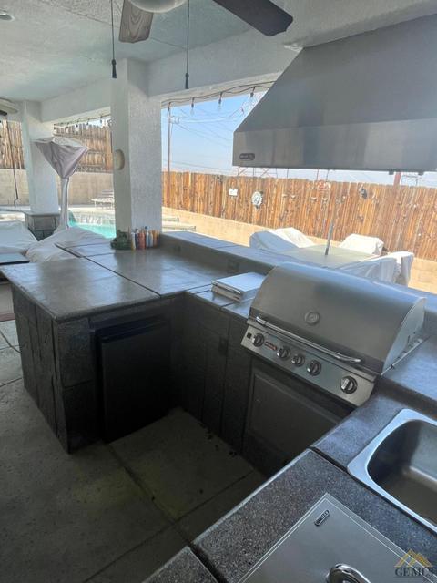 912 Philippine St, Taft, CA 93268 photo 8