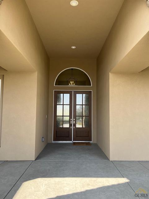 3609 Winthrop, Bakersfield, CA 93314 photo 4