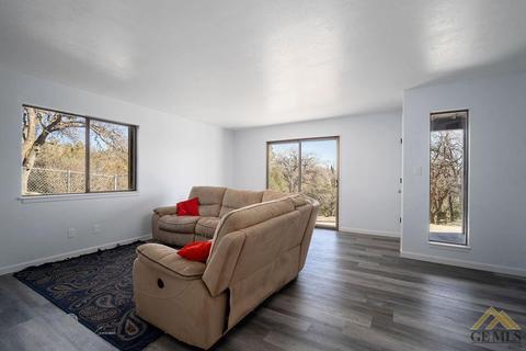 22100 Park Dr, Tehachapi, CA 93561 photo 15