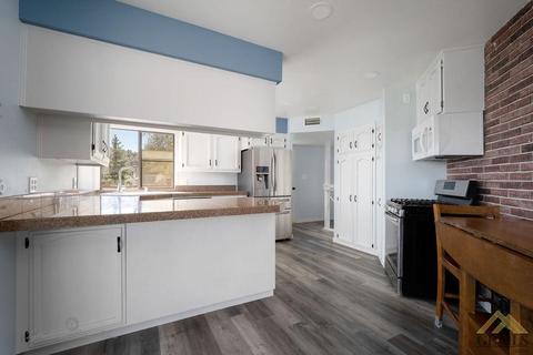 22100 Park Dr, Tehachapi, CA 93561 photo 12