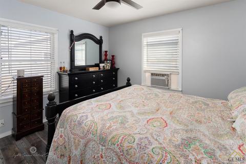 606 Fillmore St, Taft, CA 93268 photo 14