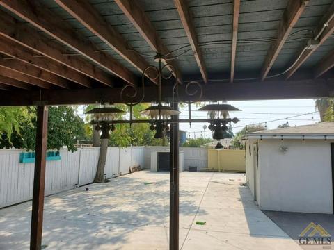 1027 E 18th St, Bakersfield, CA 93305 photo 16