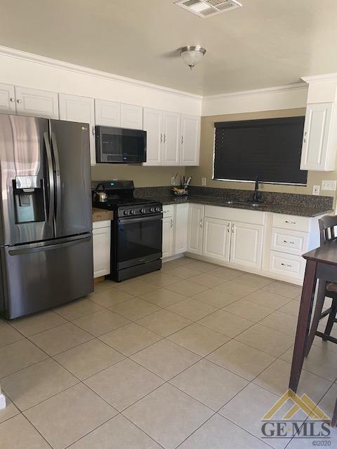 240 W 3rd St, Buttonwillow, CA 93206 photo 3