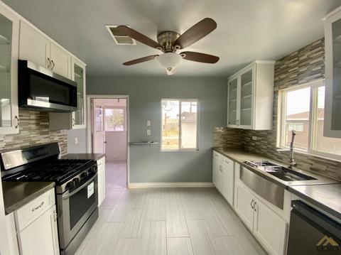 316 E St, Wasco, CA 93280 photo 6