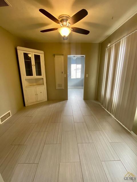 316 E St, Wasco, CA 93280 photo 5