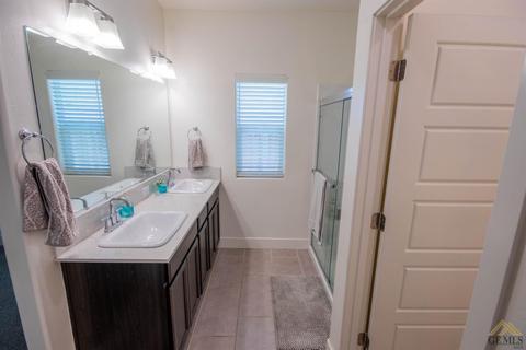 9646 Silver Falls Ave, Shafter, CA 93263 photo 24