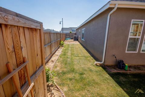 9646 Silver Falls Ave, Shafter, CA 93263 photo 36