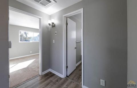 400 W Moyer St, Ridgecrest, CA 93555 photo 7