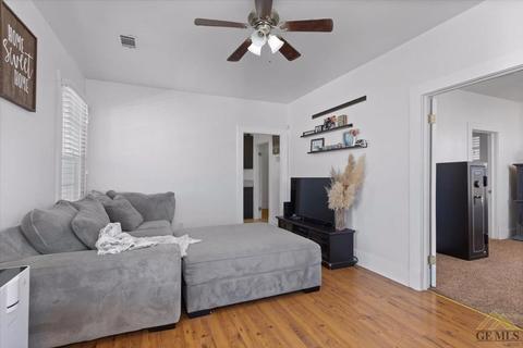 723 A St, Taft, CA 93268 photo 5