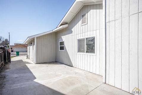 1130 N Patsy Dr, Porterville, CA 93257 photo 5
