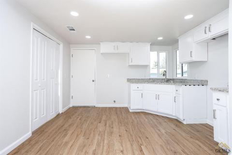 1130 N Patsy Dr, Porterville, CA 93257 photo 8