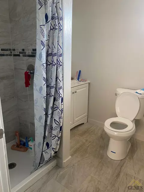 2335 S K St, Bakersfield, CA 93301 photo 13
