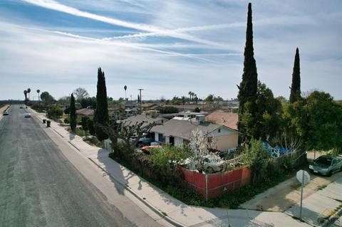 275 Vineyard Dr, Richgrove, CA 93261 photo 7