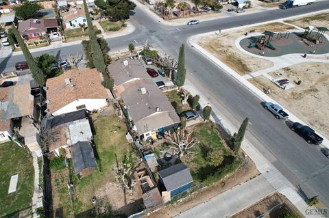275 Vineyard Dr, Richgrove, CA 93261 photo 6