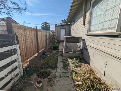 429 D St, Taft, CA 93268 photo 6