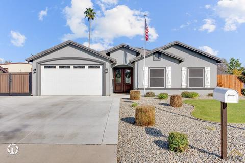 3958 Moss St, Bakersfield, CA 93312 photo 2