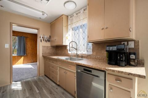 7153 E Wilson Rd, Bakersfield, CA 93307 photo 9