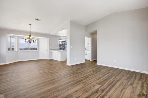 21430 Santa Maria Dr, Tehachapi, CA 93561 photo 9