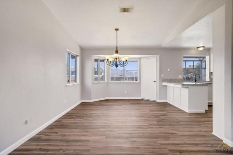 21430 Santa Maria Dr, Tehachapi, CA 93561 photo 10