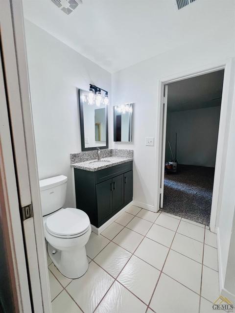 512 Danielle St, Bakersfield, CA 93306 photo 15
