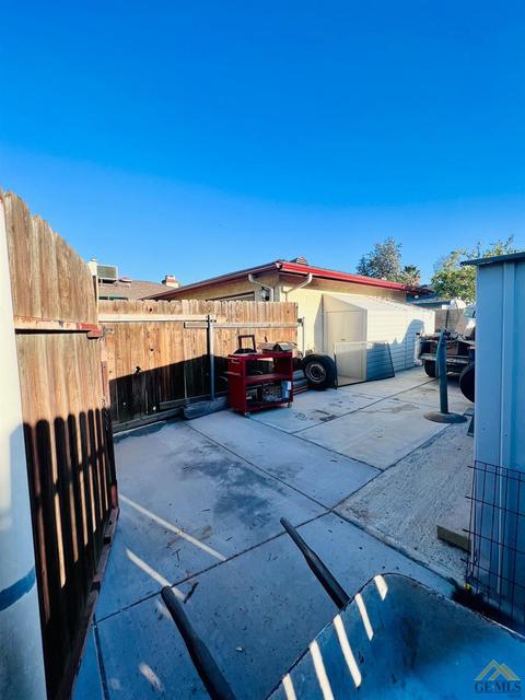 512 Danielle St, Bakersfield, CA 93306 photo 19
