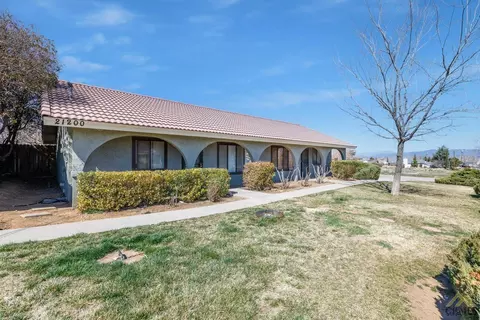 21200 Madre St, Tehachapi, CA 93561 photo 5