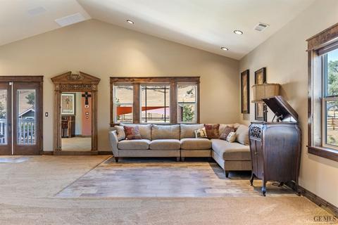 23801 Willow Cyn, Tehachapi, CA 93561 photo 4