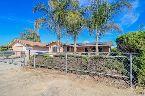 910 Dover St, Delano, CA 93215 photo 1