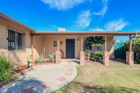 910 Dover St, Delano, CA 93215 photo 4
