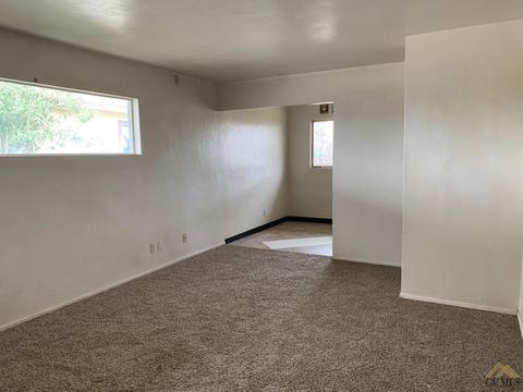 102 Jefferson St, Taft, CA 93268 photo 2