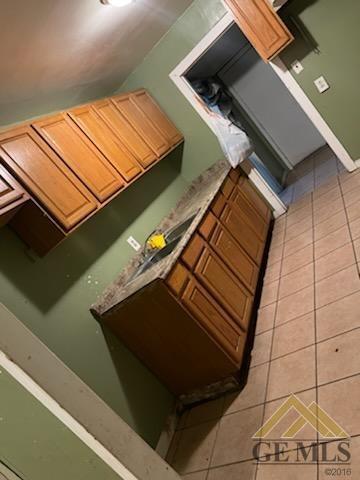 8317 Montal St, Lamont, CA 93241 photo 4