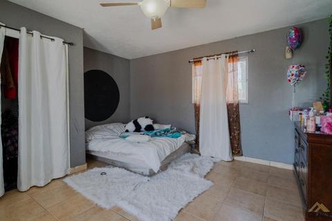 457 Atlantic Ave, Shafter, CA 93263 photo 9