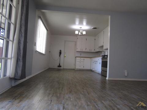 2801 Echo Ave, Bakersfield, CA 93304 photo 5