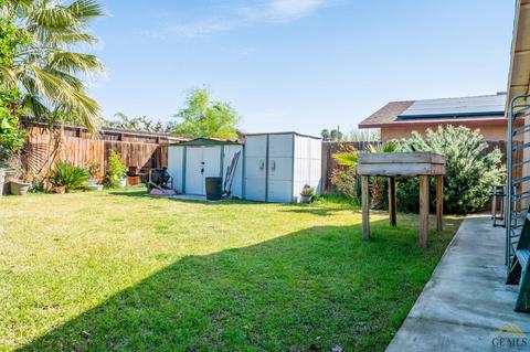 208 Wooner Dr, Arvin, CA 93203 photo 19