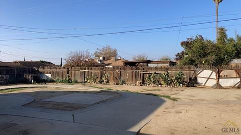 25465 Judith St, Arvin, CA 93203 photo 13