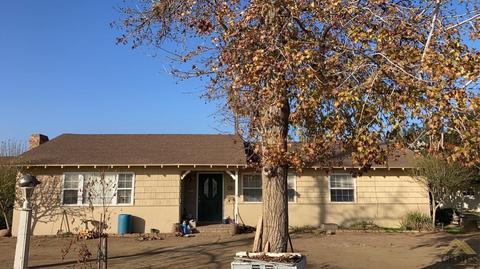 25465 Judith St, Arvin, CA 93203 photo 2