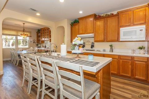 574 Butte Ct, Shafter, CA 93263 photo 10