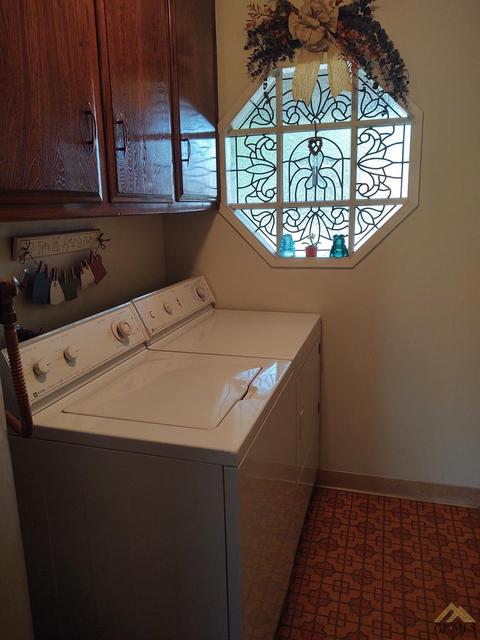 2812 Elm St, Bakersfield, CA 93301 photo 12