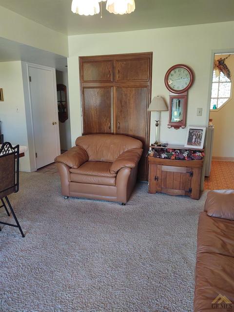 2812 Elm St, Bakersfield, CA 93301 photo 11