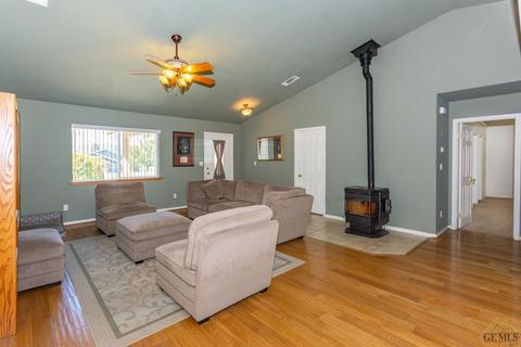 27981 Hialeah Dr, Tehachapi, CA 93561 photo 8