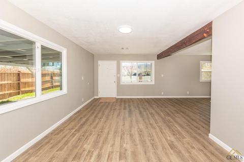 315 E J St, Tehachapi, CA 93561 photo 5